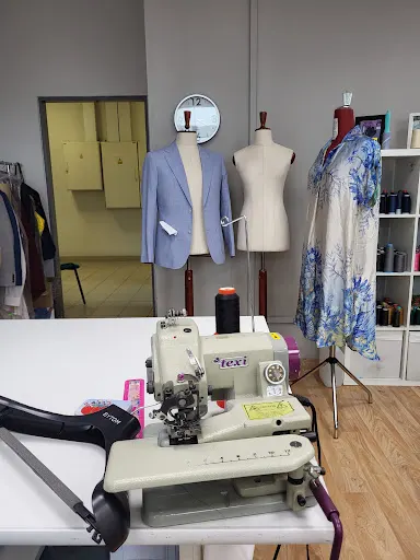 Żbikowska Grażyna. Zakład krawiecki